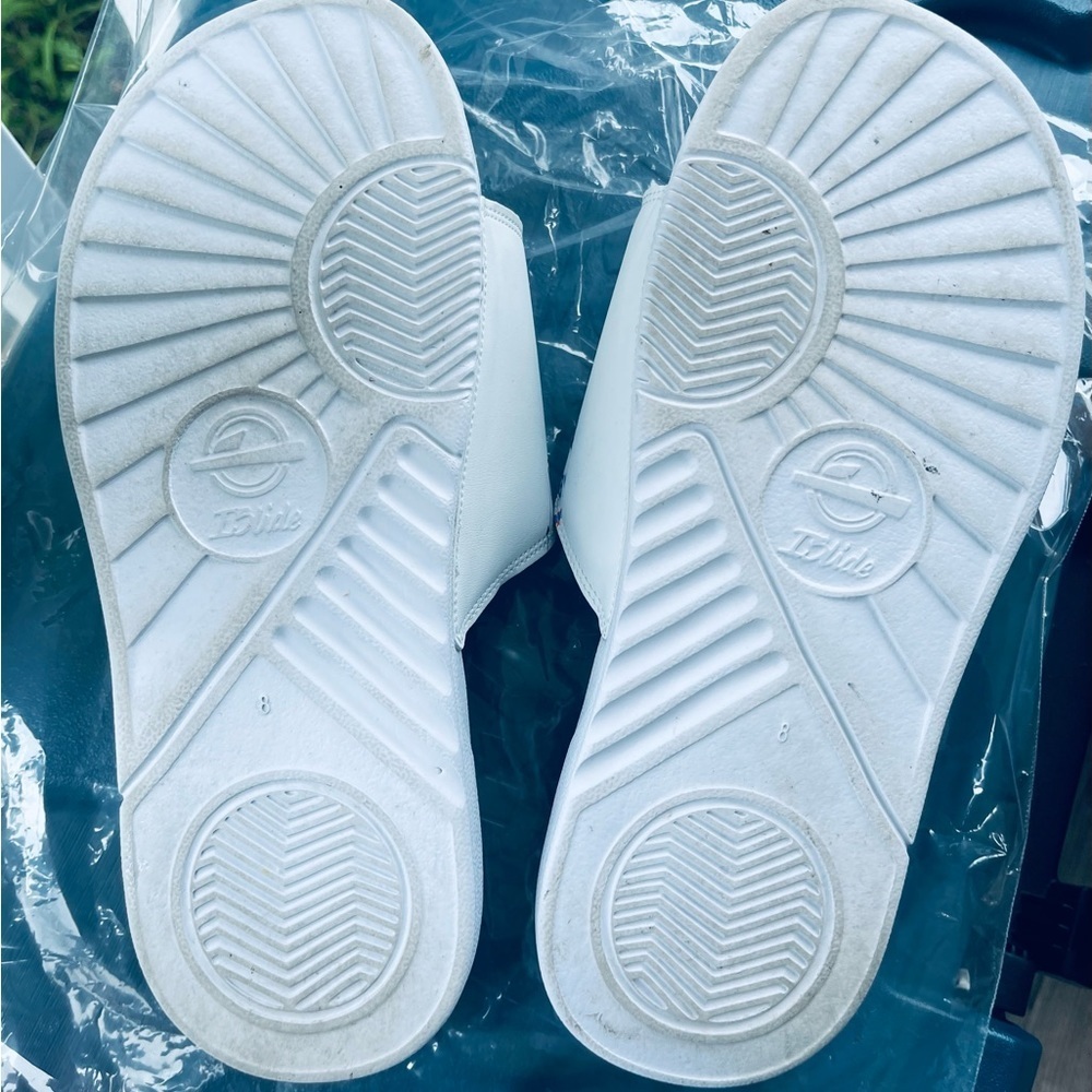 News Yankees Cooperstown Loudmouth Slides - Picture 6 of 7